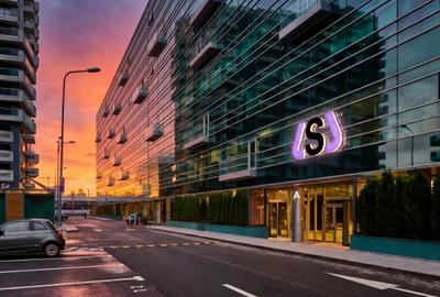 Birou Premium Supertree Pipera | 1-3 Persoane | Lumină Naturală - 1