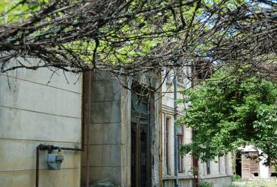 Imobil cu 740 mp teren - 1