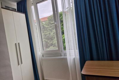 Dambovița-lângă Piața Flavia - 12
