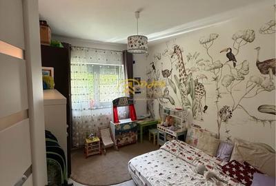 Apartament 3 camere decomandate, zona Nicolina 2. - 3