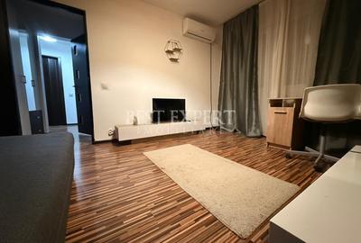 Garsoniera Trapezului Metrou 1 Decembrie - 1