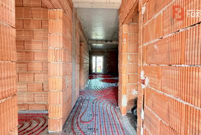 Duplex de vanzare 3 camere + pod mansardabil - Mosnita Veche - 11