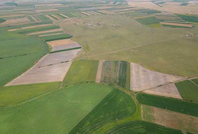 Teren arabil de 532 hectare în Mehedinți - 2