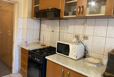 Apartament 2 camere, decomandat-zona Racadau - 3