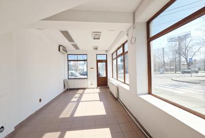 Spatiu comercial 55 mp str Domneasca zona caminelor studentesti - 2