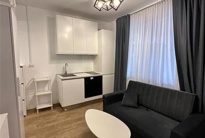 Garsonieră decomandată în Central