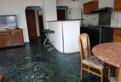 Dorobanti - Colegiul I.L.Caragiale, apartament spatios, etaj 1 - 5