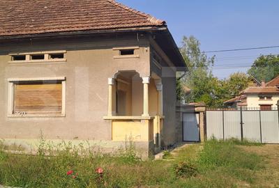 Casă individuală cu 4 camere în Lisa
