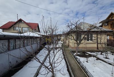 Casă individuală cu 4 camere în Central