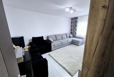 Apartament cu 3 camere decomandat în Cug