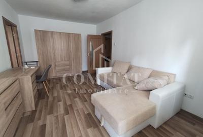 Apartament cu 2 camere semidecomandat, mobilat în Mănăștur