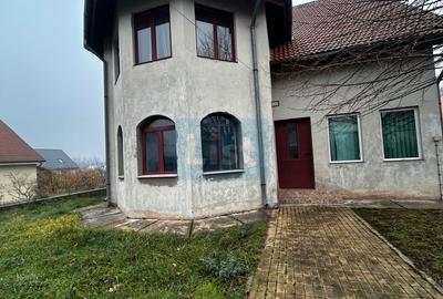 Vila eleganta de inchiriat, locatie excelenta - 7