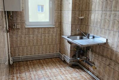 Apartament cu 2 camere in Centrul Civic, etaj 3/4, renovat, balcon, 38,9 mp! - 12