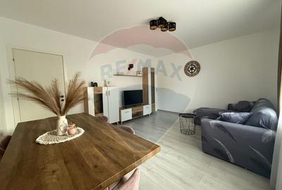 Apartament cu 3 camere, 2 bai și loc de parcare - 40