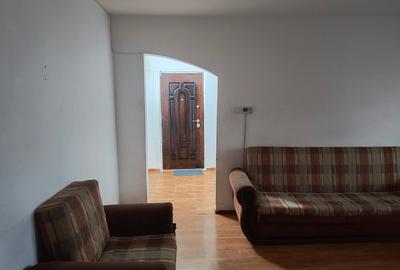 Apartament 2 camere, Zona Primaverii , etaj 4, semidecomandat - 10