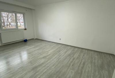 3 DECOMANDATE cu centrala, spatios, bloc 1985, parter, Mioritei Lidl - 3