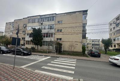 Cernavoda - str. 9 mai, Apartament cu 3 camere - 69 mp - etaj 3 - 5
