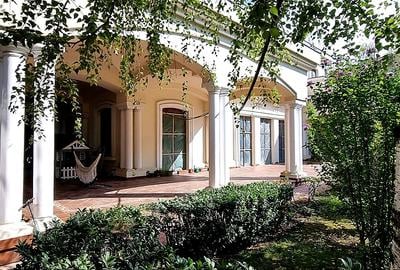 Spațiu. Lumină. Impact. Vilă unică în Prelungirea Ghencea - 1