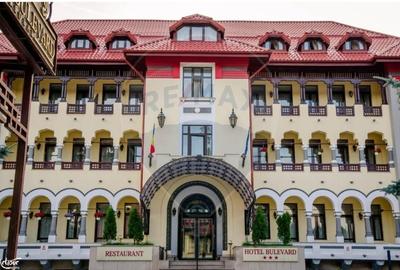 HOTEL 3 stele de vanzare Predeal centru, Brasov - 1