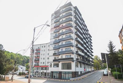 Birou, 195 mp în Central