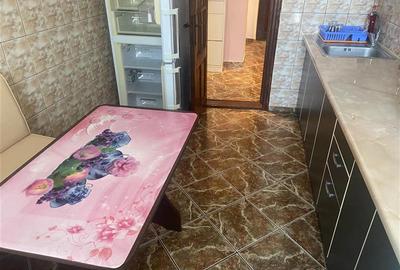 Apartament 3 camere , zona centrala -Inspectoratul Scolar ,decomandat , 68 mp ut - 5