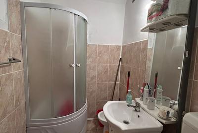 Apartament 2 camere -Zona Sud Unitatile militare  - etaj 4/4  - 43000 euro - 9