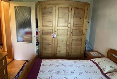 Apartament 3 camere in Focsani , zona centrala, et 2 4 , decomandat , 77 mp , li - 8