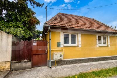 Casă individuală cu 2 camere în Semicentral