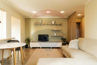 Apartament cu 2 camere semidecomandat, mobilat în Ultracentral