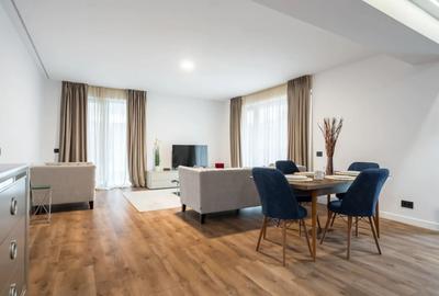 Apartament cu 3 camere decomandat, mobilat în Iancu Nicolae