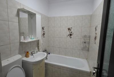 GIURGIULUI, str. Zetarilor, bloc 2018, cf. I, 35 mpu, centrala proprie - 6