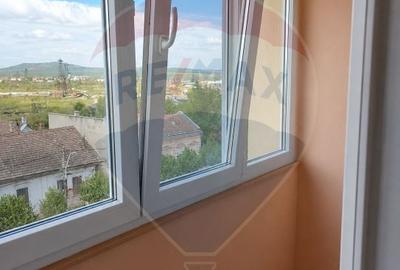 Apartament cu 2 camere de vânzare în zona Central - 11