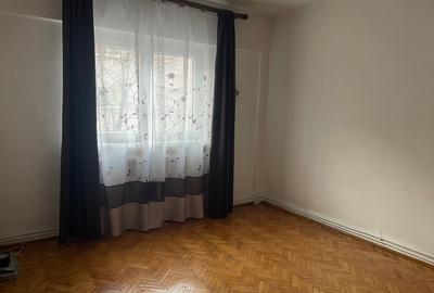Vand apartament 4 camere in Satu Mare - 1