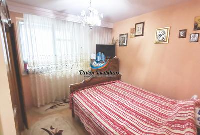 Apartament 3 camere, parter inalt, bloc 1984, zona Muzeu Piatra Neamt - 2
