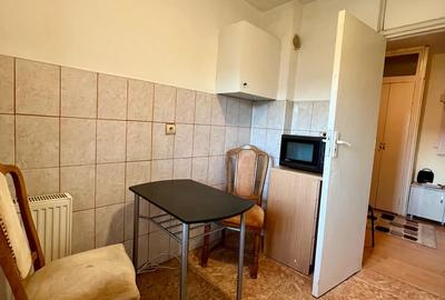 Apartament 3 camere, decomandat | Pacurari-str. Neculau | 64mp, bloc 1982 - 3