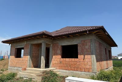Proprietar vand case individuale cu toate utilitatile in zona Domnesti - 9