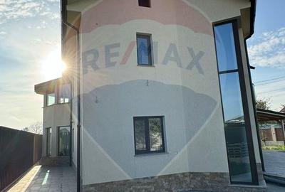 Casa / Vila deosebita in Golesti S+P+1E - 16