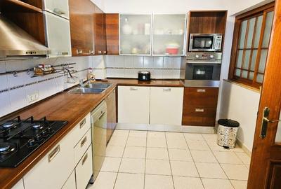 Resedinta de prestigiu |Pipera - Iancu Nicolae | 11 Camere | Piscina - 10