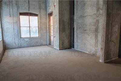 Vila somptuoasa, 10 + camere, S+P+1, 1100mp utili, cu toate utilitatile, in  sec - 23