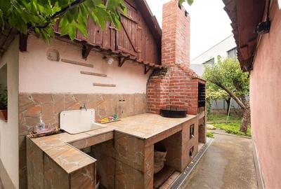 RECO, Casa cu dublu front, iesire la 2 strazi, Zona Iosia,  singur in curte, ter - 25