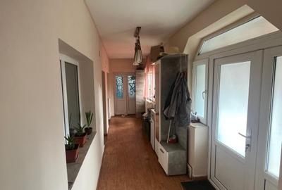 Casa complet mobilata si utilata, 468 mp teren, Bariera Valcii - zona Toamnei - 1