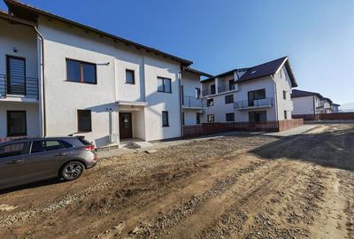 Apartament cu 3 camere Ghimbav, cartierul Florilor - 1