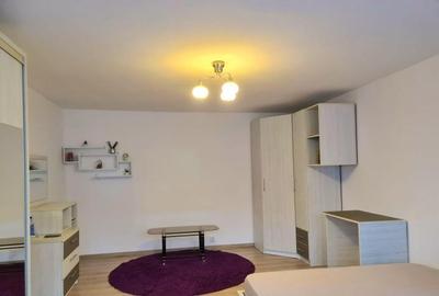 Garsoniera Mall Vitan Bloc Mixt - 1