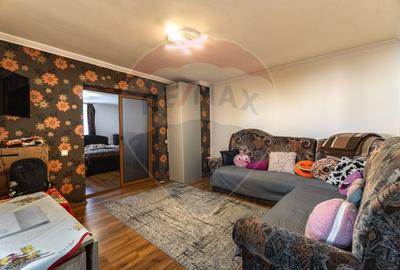 CASA COMPUSA DIN 2 APARTAMENTE, SCHEII BRASOVULUI| COMISION 0 - 21