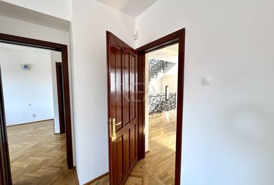 Vila reprezentativa vis a vis de Piata Floreasca, garaj, curte proprie - 8