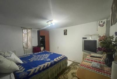 Casa de vanzare  curte propie cu garaj si loc parcare in fata casei - 14