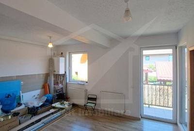 Apartament cu 2 camere semidecomandat în Florești