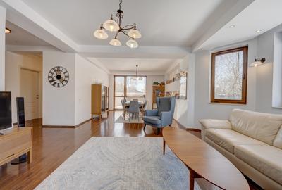Duplex cu 7 camere în Drumul Taberei
