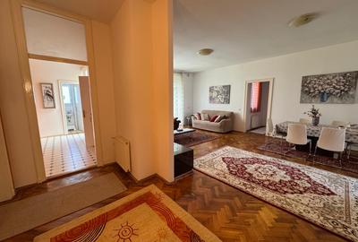 Spatios pentru  locuit si afacere - 1