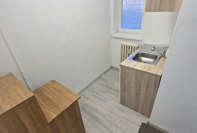Apartament  cochet 2 camere Plopilor, 46 mp,  renovat, zugravit - 1